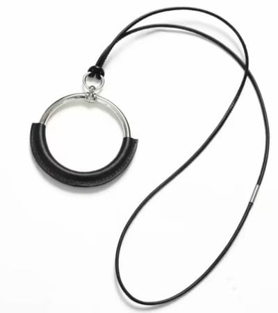 Lange ketting -zwart - leer- metalen -verstelbaar - Charme Bijoux
