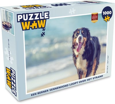 Puzzel Een Berner Sennenhond loopt over het strand - Legpuzzel - Puzzel 1000 stukjes volwassenen