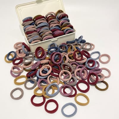 Multicolor haarelastiekjes dames – set van 100 stuks – stoffen elastiek met hoge elasticiteit – comfortabele haar accessoires in diverse kleuren – haar elastiekjes voor dagelijks gebruik
