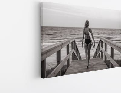 Saammp Canvas Schilderij - Vrouw met surfplank - abstract - 30x20 - Foto op canvas - Wanddecoratie - Muurdecoratie Woonkamer - Slaapkamer decoratie - Canvas Print