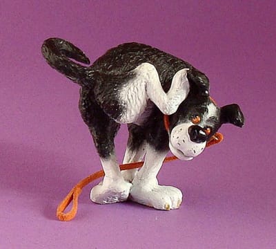 Rufus, stop that! honden beeldje - Parastone - hoogte 8 cm - polystone