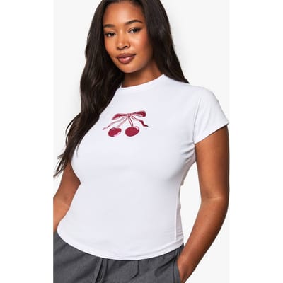 boohoo Dames PLUS CHERRY RIBBON GETAILLEERDE TOP | Wit | Maat: 44