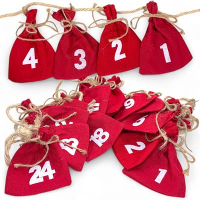 Dailygoods- Adventskalender om te vullen - 24 Katoenen Zakjes - Jute Koord - 9 x 11 cm - Doe-het-zelf - Kerstdecoratie - Kerstkalender
