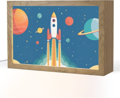 Nachtlampje 30x20 cm - Kinder lampje - Raket - Planeten - Ruimte - Tafellamp kinderkamer - Slaapkamer lamp - Bedlamp kinderen - Kinderlampje stopcontact - Wandlamp babykamer - Nachtlampjes