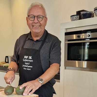 Cadeau schort - Tekstschort - Keukenschort met tekst papa - BBQ schort - verjaardag - vader vaderdag - liefste super papa - zwart