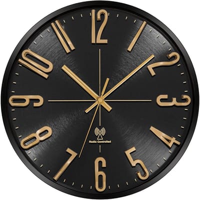 Radio Klok - Wandklok Modern - Tijd Weergeven - Automatische Tijdinstelling - 30 cm Diameter - Zilverkleurig