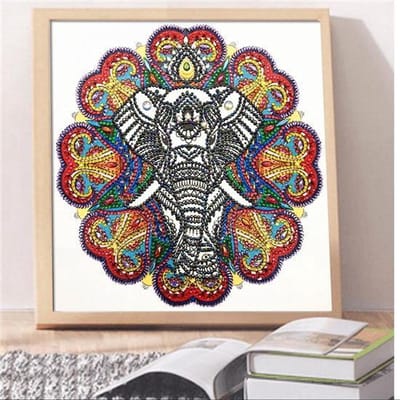 New Age Devi - "Diamond Painting Set | Olifant Gekleurd | 30x30cm | Incl. Sorteerdoos met 28 Vakjes"