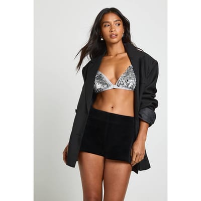 boohoo Dames Petite fluwelen micro short | Zwart | Maat: 42