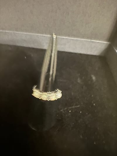 ring met 4 kleine steentjes | Make up | Parfum | Moederdag | Verjaardagscadeau| Cadeautje| Valentijnsdag| Kado | sieraden | vaderdag | oorbellen | oorsieraden