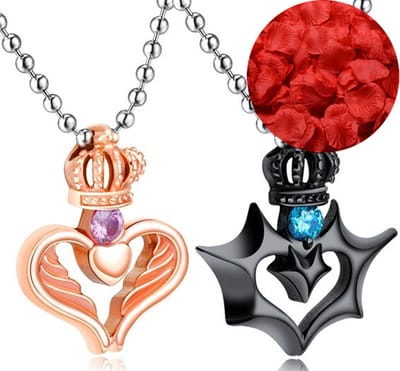 Kroontjes Ketting Set + Rozenblaadjes = Valentijn Cadeautje voor Hem en Haar - Valentijnsdag - Valentijn Cadeautje voor Mannen