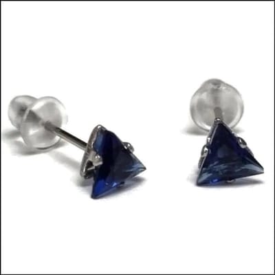Aramat Jewels | Oorbellen | RVS Zweerknopjes Driehoek Zirkonia - Geometrische Studs | Zilverkleurig / 5 mm / Donker Blauw | |3mm | Staal | Kinderen, Volwassenen | Verkleurd niet