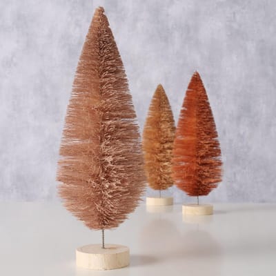 Beeld Kerstbboom in bruin H23cm