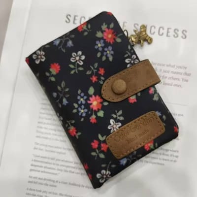 Dames Schattige Rits Gesp Korte Portemonnee PU Leer-Capaciteit Muntvak Geldbuidel Mat Bedrukt ID Kaarthouder Meisje Schattige Clutch black