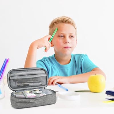 Vintage Pennenetui voor School en Kantoor - Uniseks etui met Ritssluiting voor Schrijfwaren - Perfect voor Jongens, Meisjes en Volwassenen - Grijs Klassiek