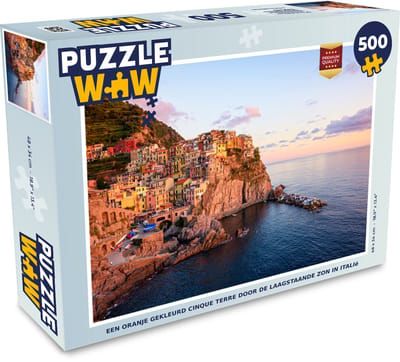 Puzzel Een oranje gekleurd Cinque Terre door de laagstaande zon in Italië - Legpuzzel - Puzzel 500 stukjes