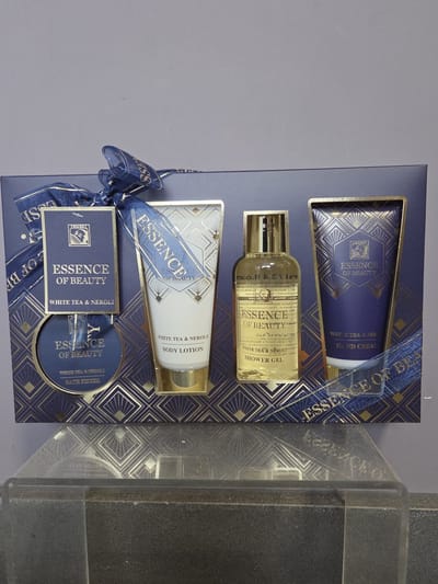 geschenk set vrouwen verjaardag - kerst geschenk - leuk kado - body lotion - douche gel - bath fizzer - handcreme-witte thee - neroli