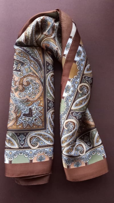 Le Sjalerie Sjaal Print Bruin Vierkant