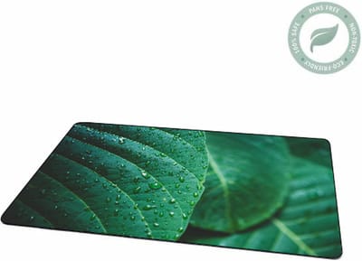 Gaming Muismat Blaadje Rubber - Hoge kwaliteit foto van een vochtig blaadje | Muismat gedrukt op polyester - 27 x 36 x 0.2 cm - Antislip muismat - 2 mm dik - Muismat met foto - Heerlijk voor op je bureau