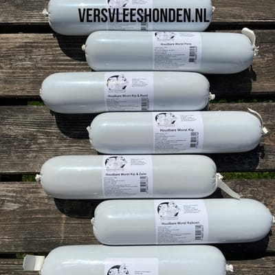 Mixdoos 12x 800 gram Houdbare Worsten - diverse smaken - Zacht gestoomd vlees, glutenvrij, makkelijk voor de vakanties - Versvleeshonden