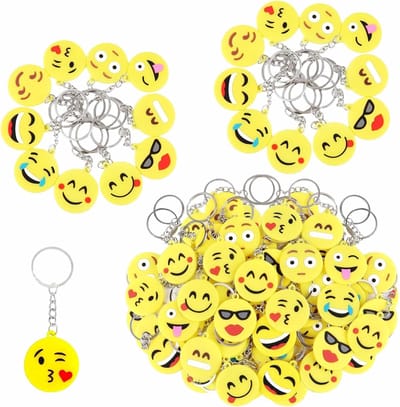 Thijox - 50 Stuks Mini Emoji Sleutelhangers - Tas Hangers met 10 Emoticon Patronen voor Kinderen - Perfecte Decoratie voor Feestjes, Verjaardagen en G