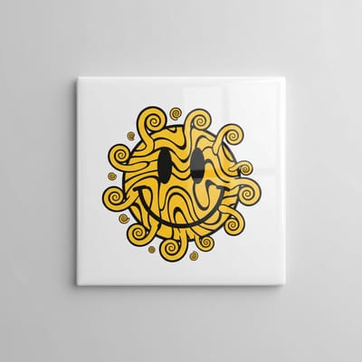 Psychedelische Smiley Zon Tegel – Retro Happy Face Kunst – Moderne Wand- & Woondecoratie – Keramische Tegel 15 × 15 cm