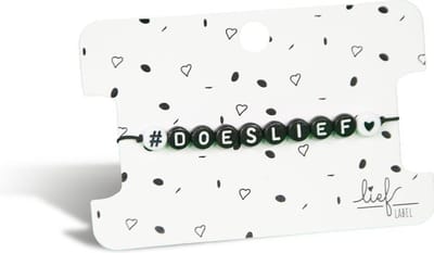 Armbandje zwart #Doeslief