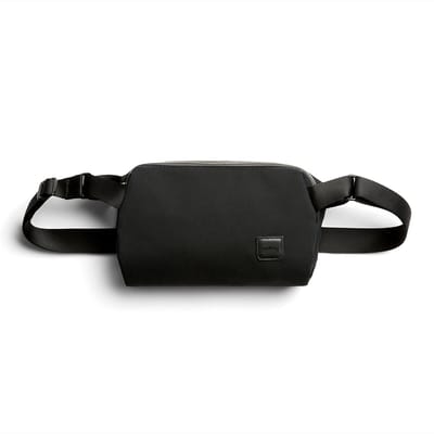 Bellroy Classic Sling 3L – Uitbreidbare Opslagmogelijkheden – Tweewegritssluiting voor Gemak – Gemaakt van 60% Gerecycled Polyester - Zwart