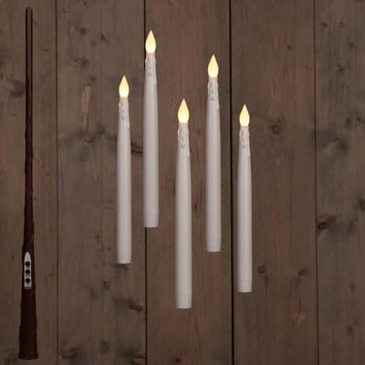 Anna's collection Zwevende LED kaarsen - 5x st - wit - 27 cm - magische toverstaf afstandsbediening