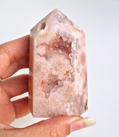 ThaleiaDesign - Roze Amethist toren - Edelstenen en Mineralen - Kristallen - Spiritualiteit - Woondecoratie - punt - amethist - crystals - gemstones - interieur - cadeau vrouw - moederdag