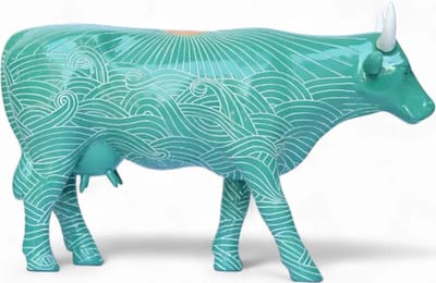 The Sun Chaser (large) CowParade