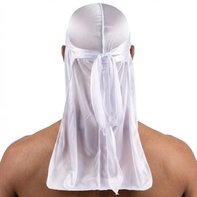 Witte satijnen bandana durag voor heren en dames – glanzende headwrap met lange linten – comfortabele stretch bandana met lange flap voor haarbescherming