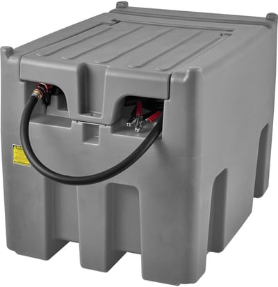 Draagbare dieseltank van , inhoud 116 gallon, debiet 10 GPM. Met 12 V-pomp en 13,1 voet slang. PE-tank voor eenvoudig brandstoftransport, grijs