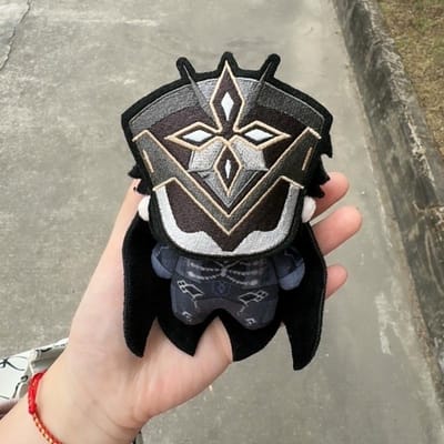 Genshin Impact II Capitano Pluche Pop Masker Rugzak 10cm Fans Verzamelen Capitano Thrain Knuffel Pop Hanger Kerstcadeau 10cm black