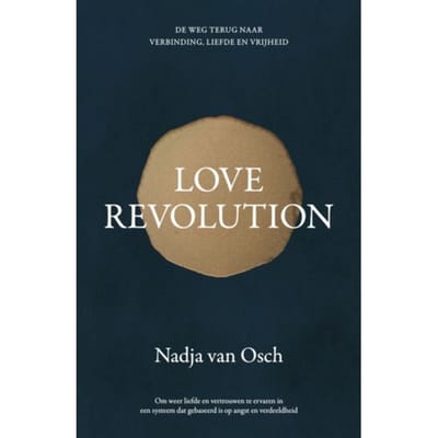 Love Revolution - Nadja van Osch