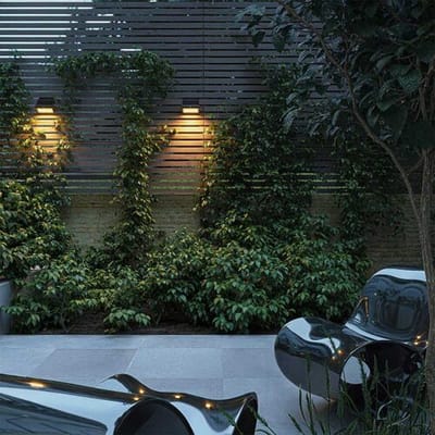 HOFTRONIC Rhodes Solar Wandlamp met Bewegingssensor - 8W - 3000K Warm wit - 2 lichtstanden - IP65 waterdicht - Wandlamp Schutting - Zwart
