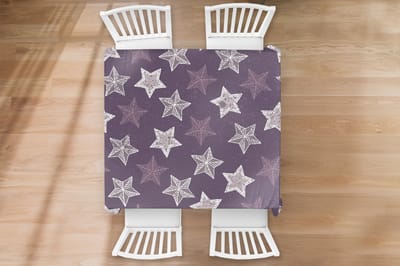 Kerst Tafelkleed - Kerstmis Decoratie - Tafellaken - Patronen - Christmas - Sterren - 120x120 cm - Kerstmis Versiering - Tafeldecoratie Kerstmis - Kerstdecoratie tafel - Tafelversiering