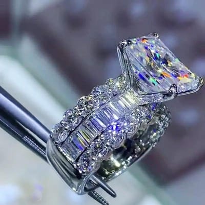 Huitan Bague Carrée Zirconia Princesse Magnifique Femme Luxe Alliance Accessoires Mode Femmes Proposition Bijou de Doigt Cadeau 10