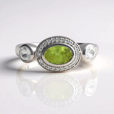 Cavill - Elegante 925 Sterling Zilveren Ring met Groene Ovale Sfeen 0,82 ct - Briljantslijpsel Zirkonia 0,54 ct - Exclusieve Dames Sieraden