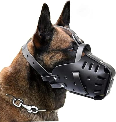 Leren hondenmuilkorf, mandmuilkorf, geschikt voor Duitse Herders en Rottweilers, ter voorkoming van bijten.