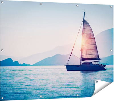 Gards Tuinposter Zeilboot bij Zonsondergang - 120x90 cm - Tuindoek - Tuindecoratie - Wanddecoratie buiten - Tuinschilderij