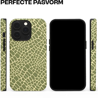 Casetastic hoesje geschikt voor Apple iPhone 13 Pro - MagSafe - Dubbellaagse bescherming - Exotische Groen Geel Krokodillen Schubben - Fashion Case - Saliegroen Beige