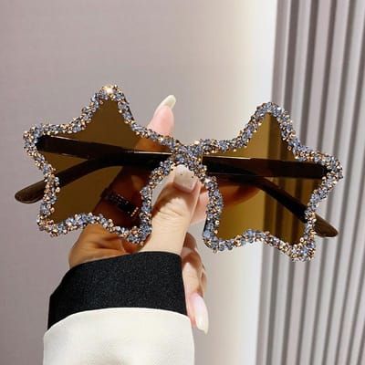 Vijfpuntige Ster Diamant Frameloze Zonnebril Dames Modieus en Gepersonaliseerd Fotoshoot Zonnebril Overdreven Dansfeest [Source factory straight hair]