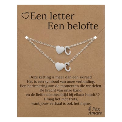 Letter C ketting + armband set op Cadeau Kaartje - Een letter, een belofte - Zilverkleurig Stainless Steel - Initiaal & Hartje Hanger - Pax Amare