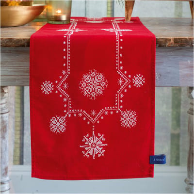 Vervaco - Loper kit - Kerst - Witte kerststerren - PN-0155278 - Borduren - Borduurpakket - Borduurpakket volwassenen - Borduurpakket kind