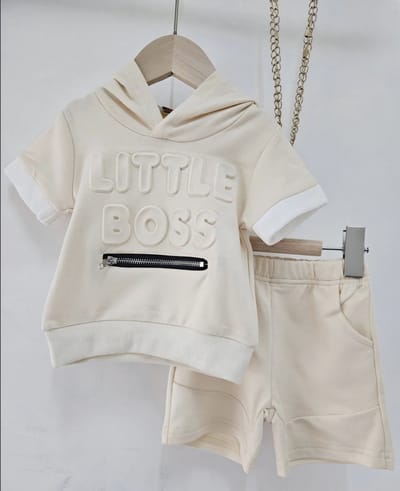 Baby Jongens 2-Delige Set Beige – Little Boss – Korte Broek & Hoodie Top – Maat 68 t/m 104