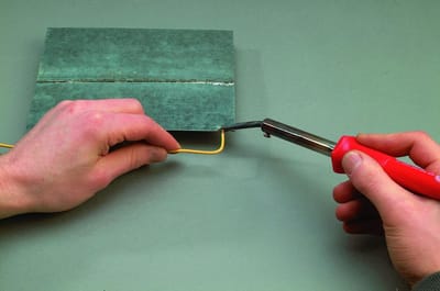 Soldeerbout 15W met Apparaatkussen - Geschikt voor Elektronica en Modelbouw