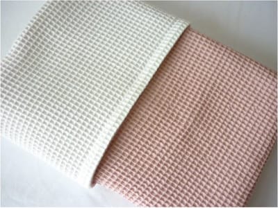 Oogappel Dubbele Wafelstof Wiegdeken 75x100 cm-Roze-Offwhite