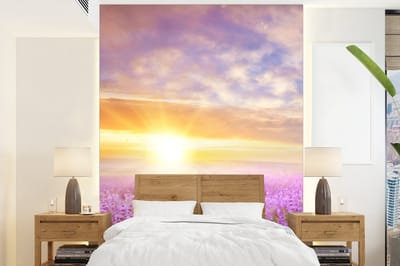 Behang - Fotobehang Lavendel - Zon - Lucht - Natuur - Breedte 160 cm x hoogte 220 cm