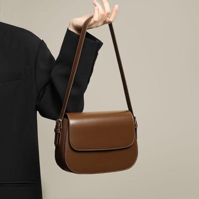 Nieuwe crossbodytas in herfst- en winterstijl, gemaakt van echt leer, van hoge kwaliteit en veelzijdig, geschikt voor onder de schouder of als tofu-tas. black