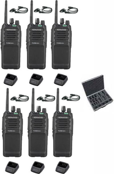 Set van 6 Kenwood TK-3701D IP55 Portofoon met D-shape oortje tafellader en koffer